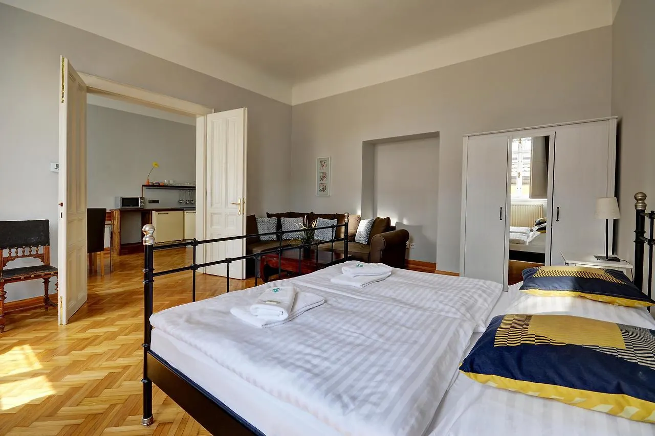 Historic Centre Apartments IV Πράγα