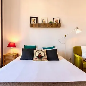 https://family-apartment-in-the-center-bp3.hotels-lisbon-portugal.com